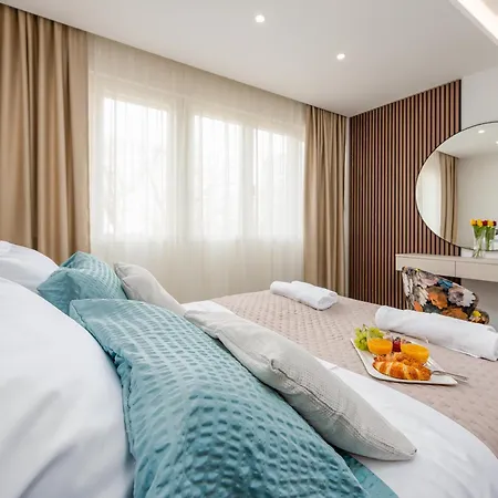 Sea La Vie Apartment